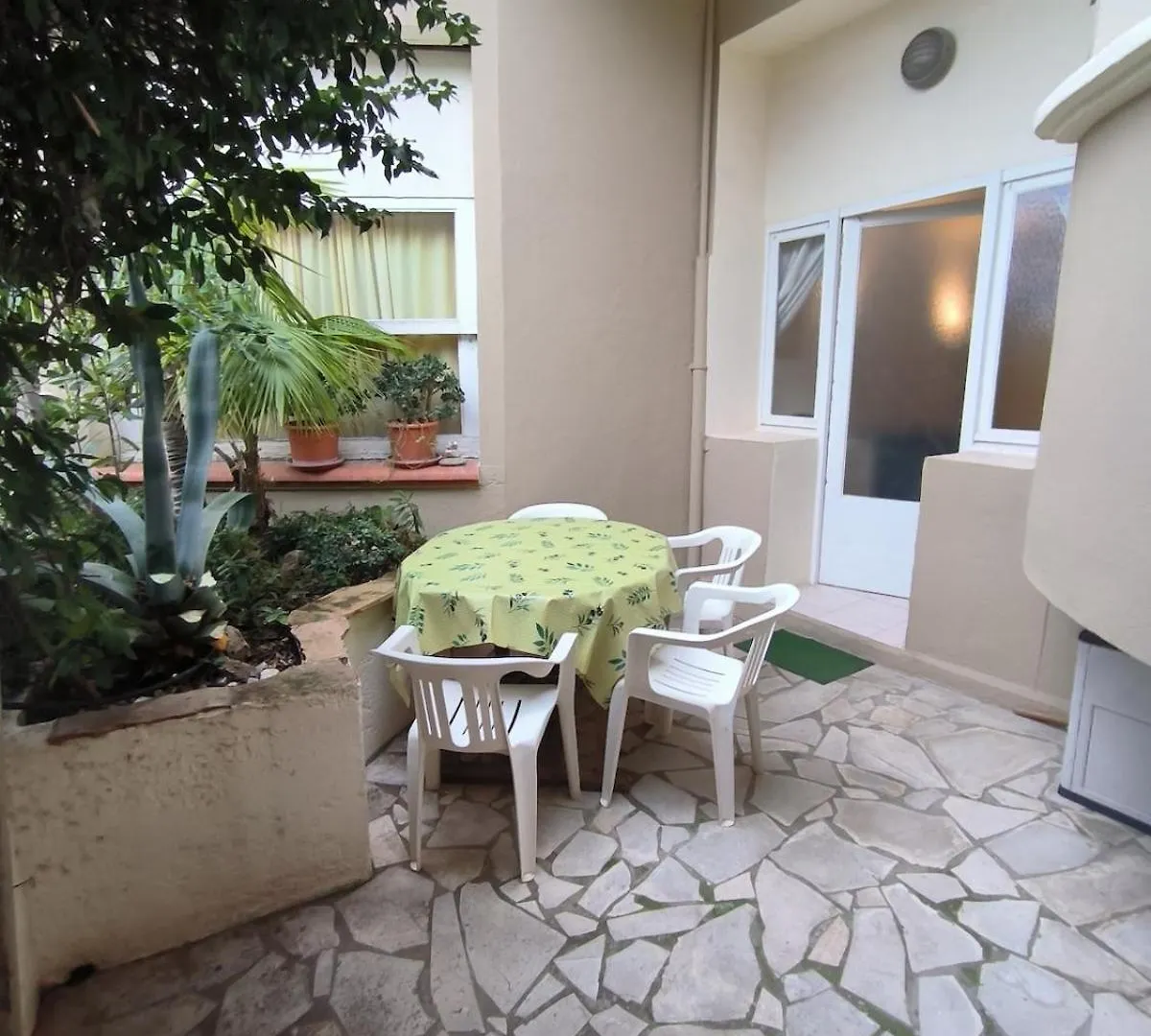 Appartement T2 Le Clos Fleuri Le Lavandou